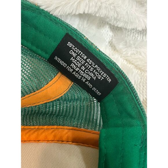 Clover SnapBack hat - Picture 5 of 5